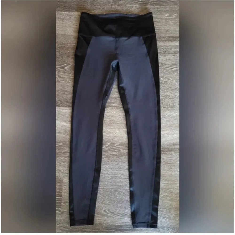 Lululemon Satin Panel Wunder train 25” leggings